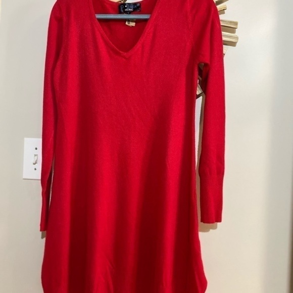 P luca milano Red Sweater Dress. - Picture 4 of 13